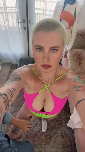 Ireland Baldwin