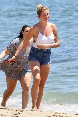 Ireland Baldwin