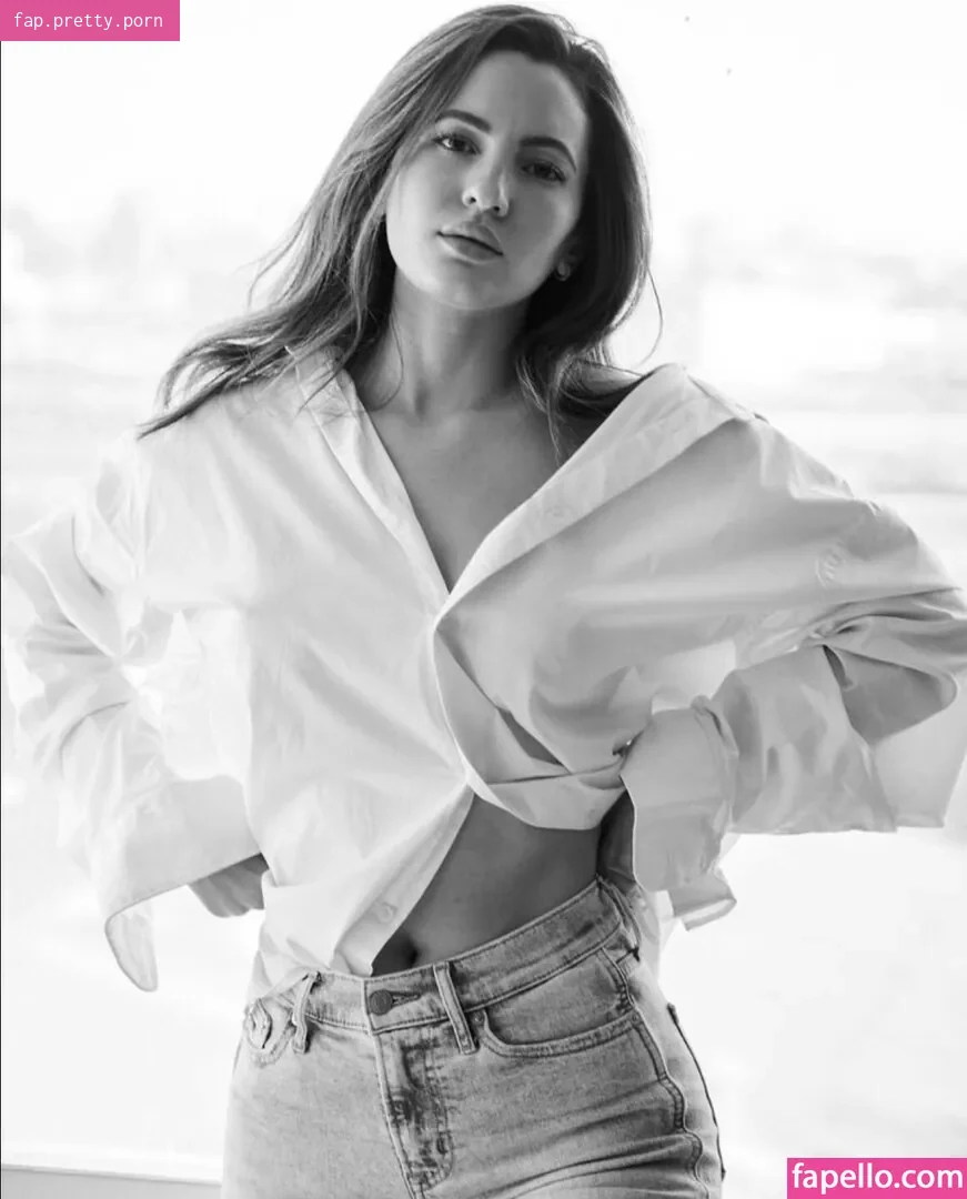 Ivana Baquero - Photo #77