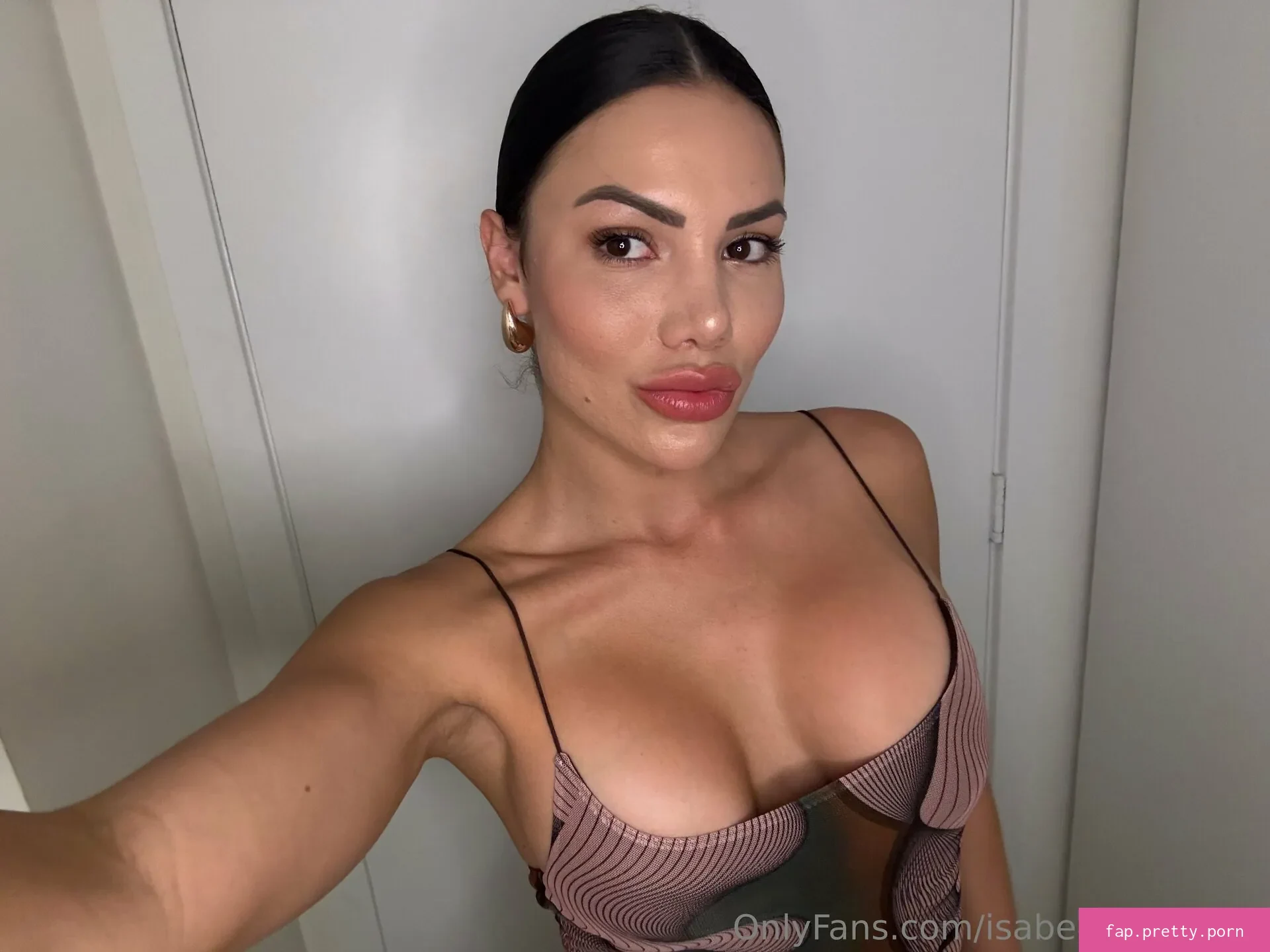 Isabella Calderon - Photo #45