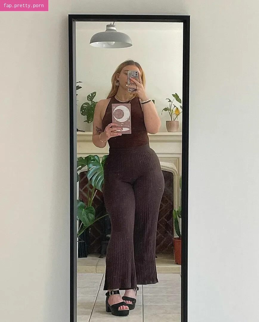 Isabella Dorta - Photo #75