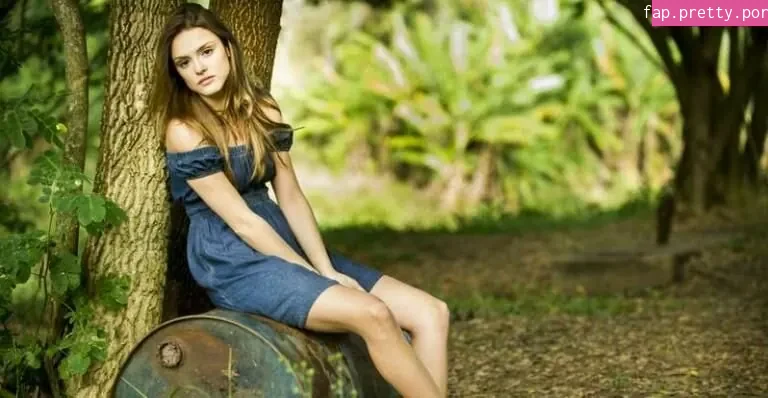 Isabelle Drummond - Photo #13