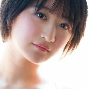 Ina Enohara 榎原依那