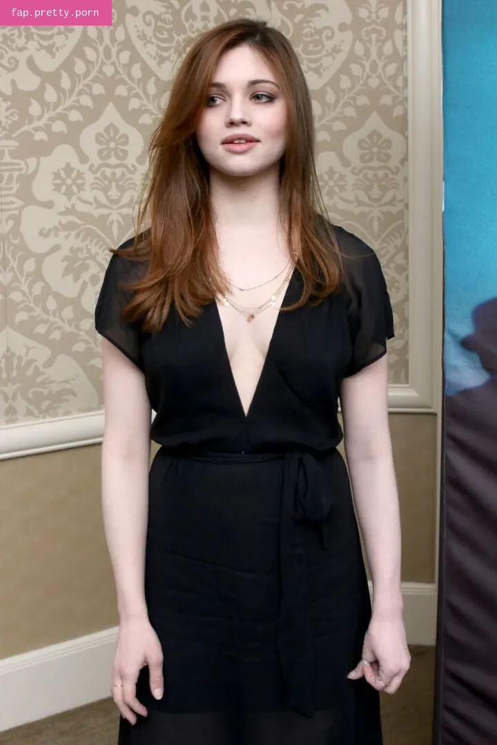 India Eisley - Photo #40