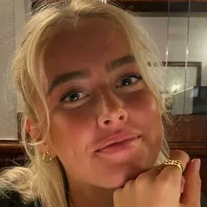 Its_Emma_18