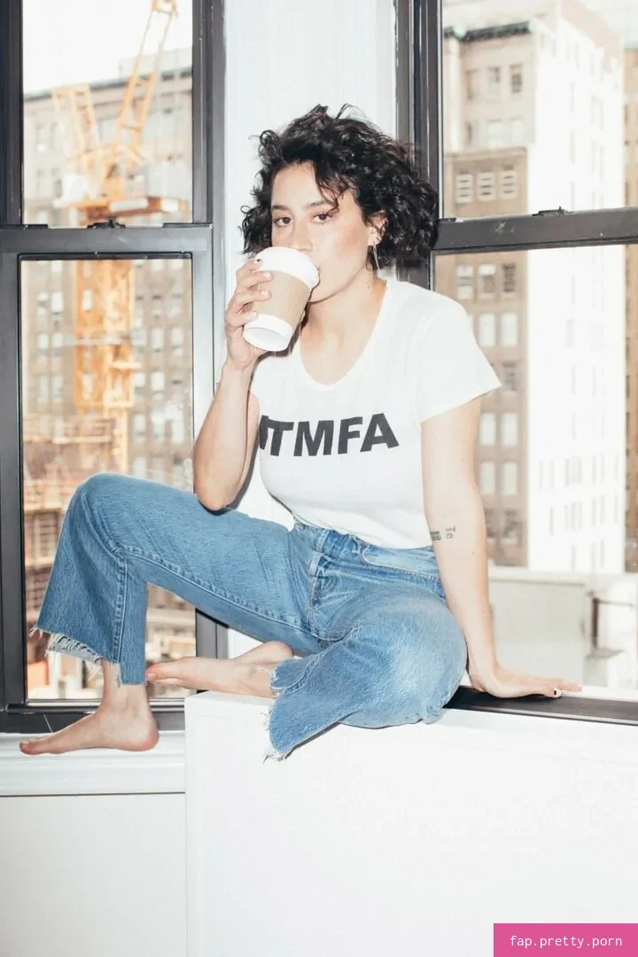 Ilana Glazer - Photo #37