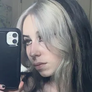 Izanamifox / gothicfoxxs