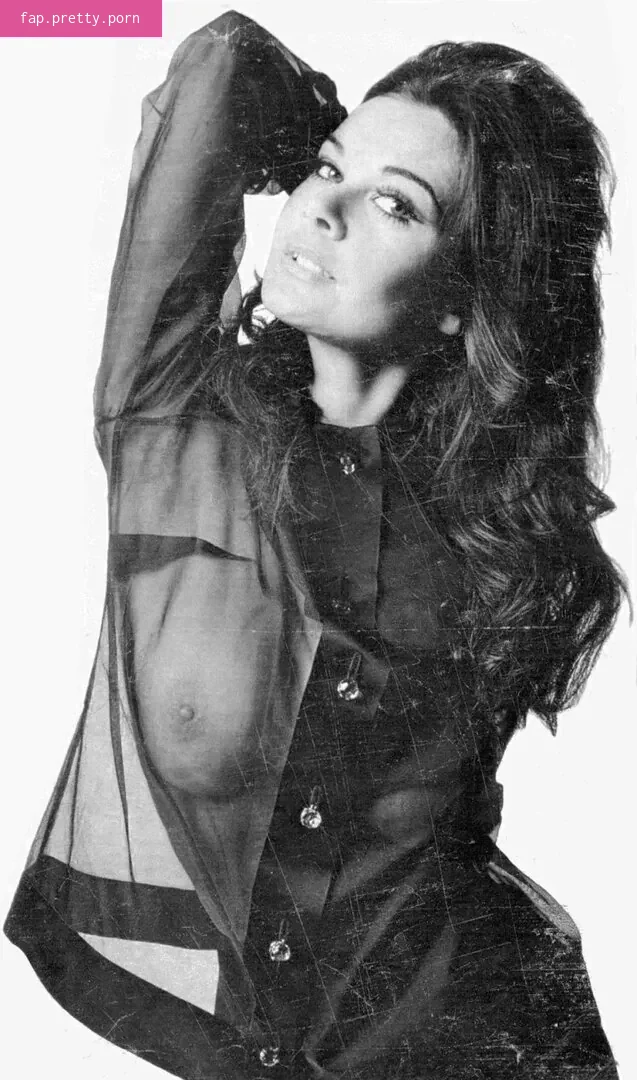 Imogen Hassall - Photo #14