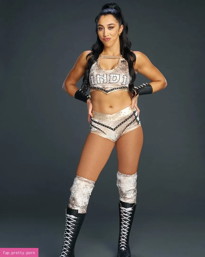 Indi Hartwell - Photo #23