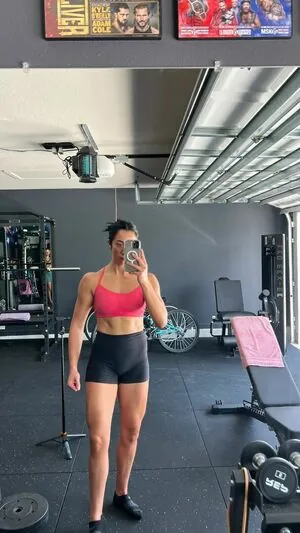 Indi Hartwell