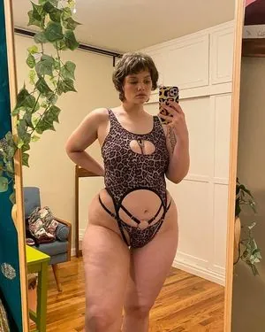 isabel_hendrix