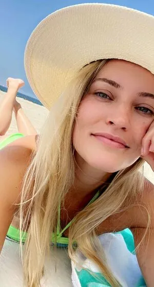iJustine