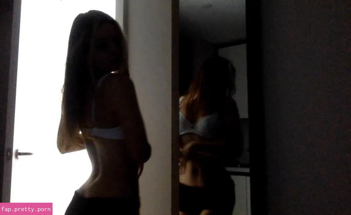 Iluvcuom - Photo #09