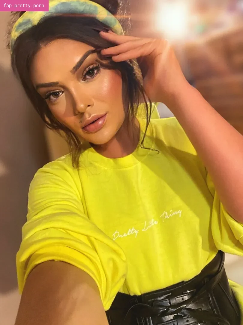 Imogen Loxley - Photo #14