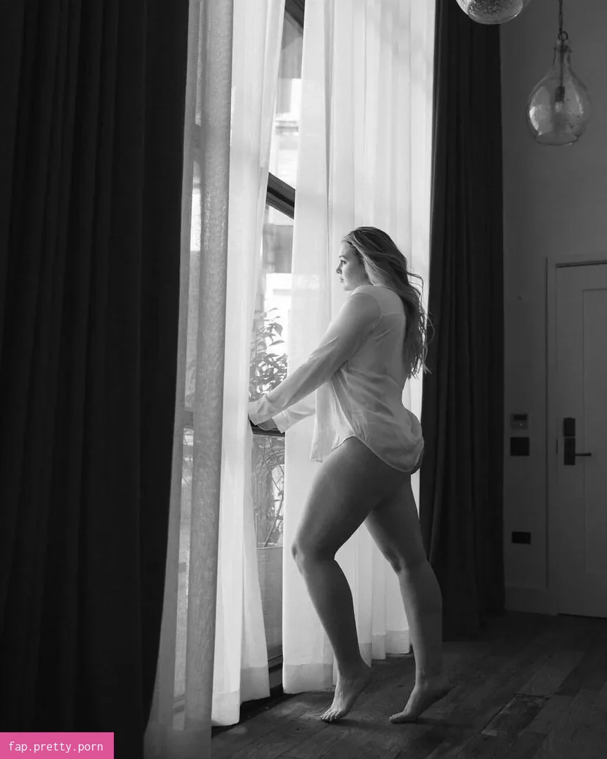 Iskra Lawrence - Photo #49