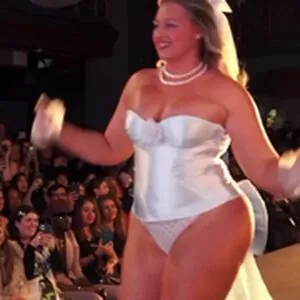 Iskra Lawrence