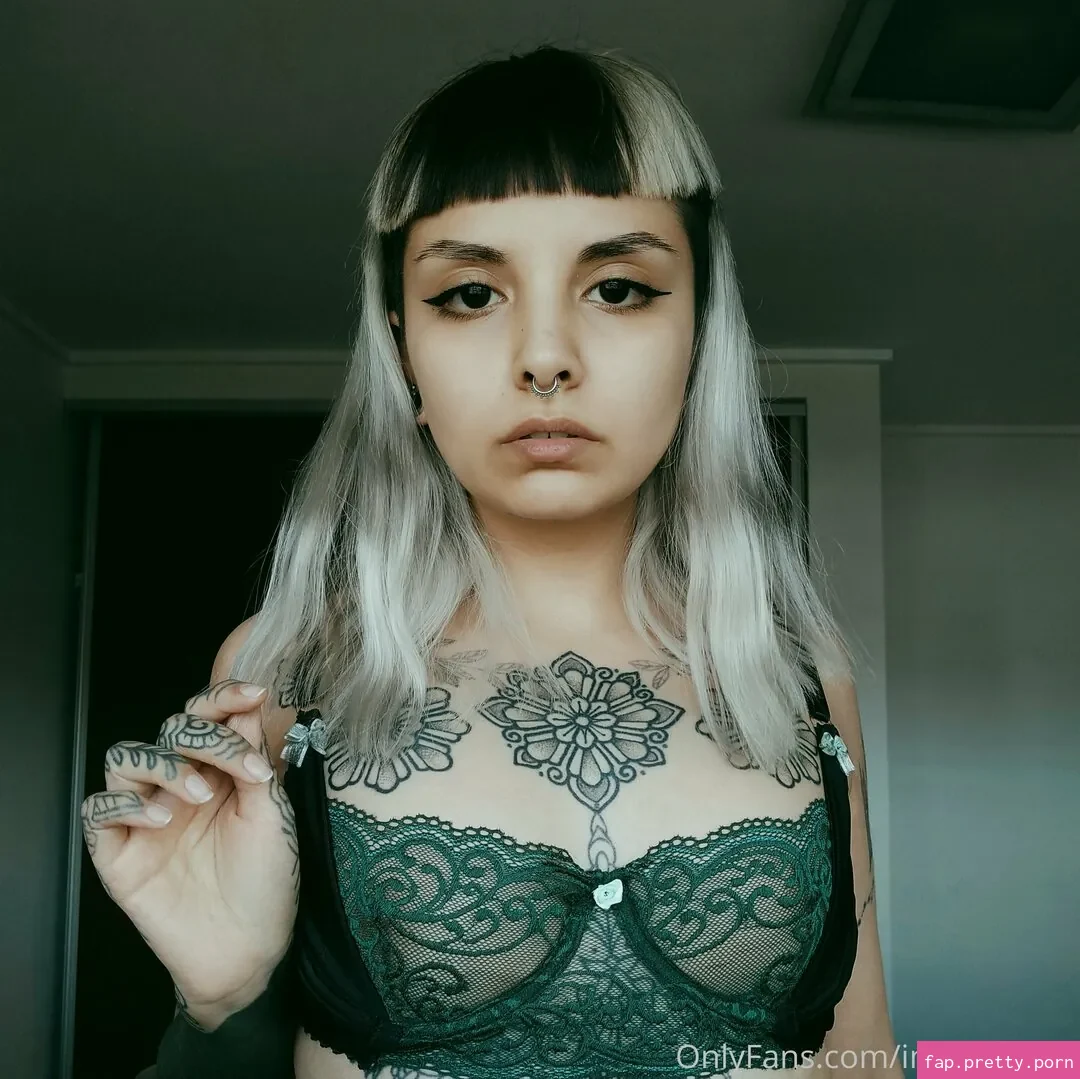 imbellatrixx - Photo #24