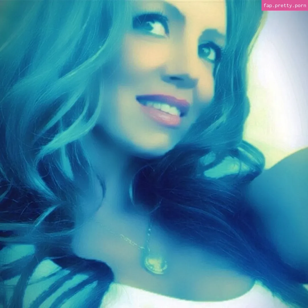 Isabel Madow - Photo #97