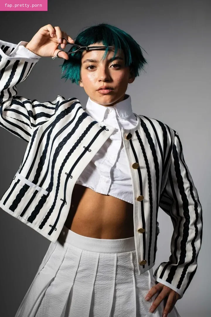 Isabela Merced - Photo #08