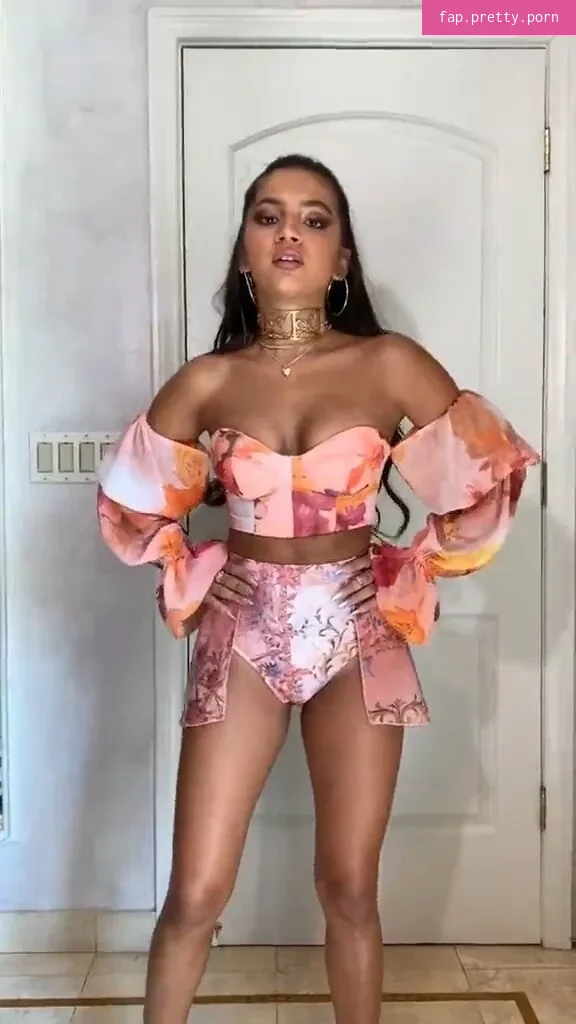Isabela Merced - Photo #37