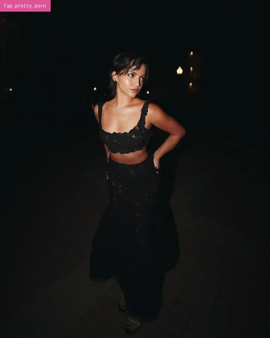 Isabela Merced - Photo #86