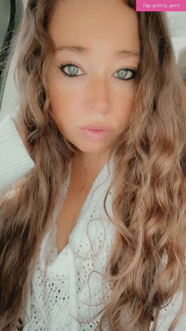 Ivy Mia - Photo #28