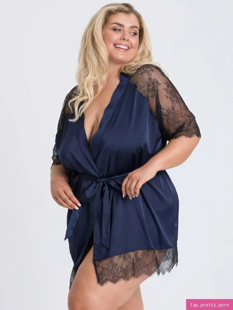 Izzy Nicholls - Photo #51