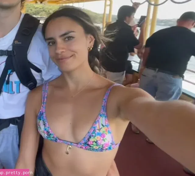 Imogen Russell - Photo #50