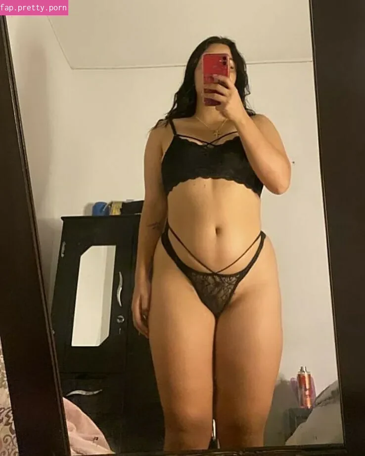 Iris Ramos - Photo #03