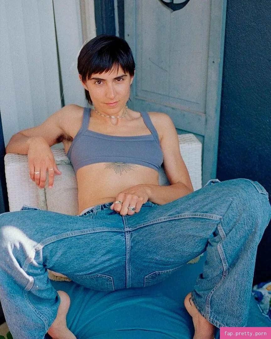 Izzi Rojas - Photo #14