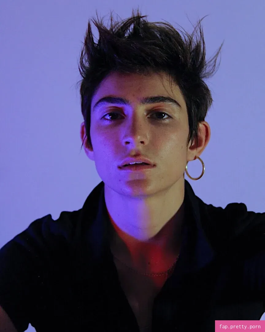 Izzi Rojas - Photo #20