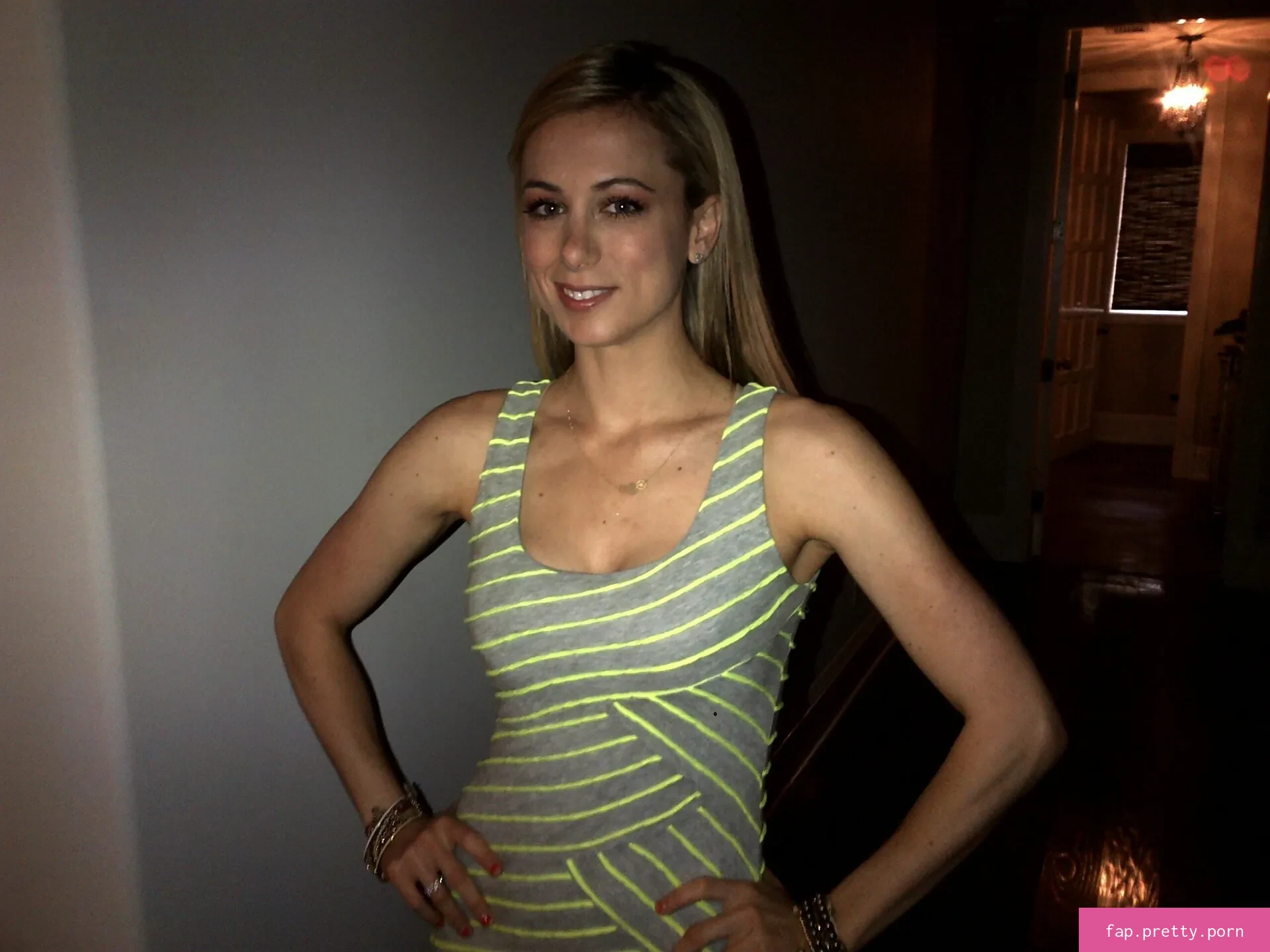 Iliza Shlesinger - Photo #80