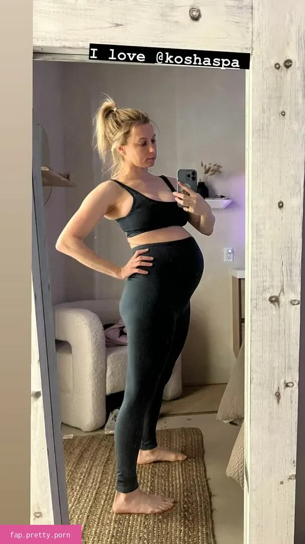 Iliza Shlesinger - Photo #35