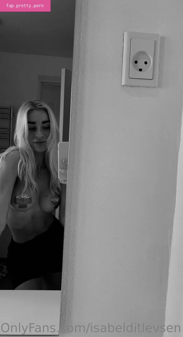 isabelditlevsen - Photo #90