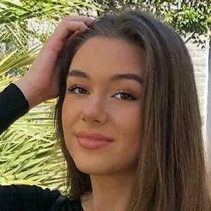 Isabella Stoisavljevic Zerpa