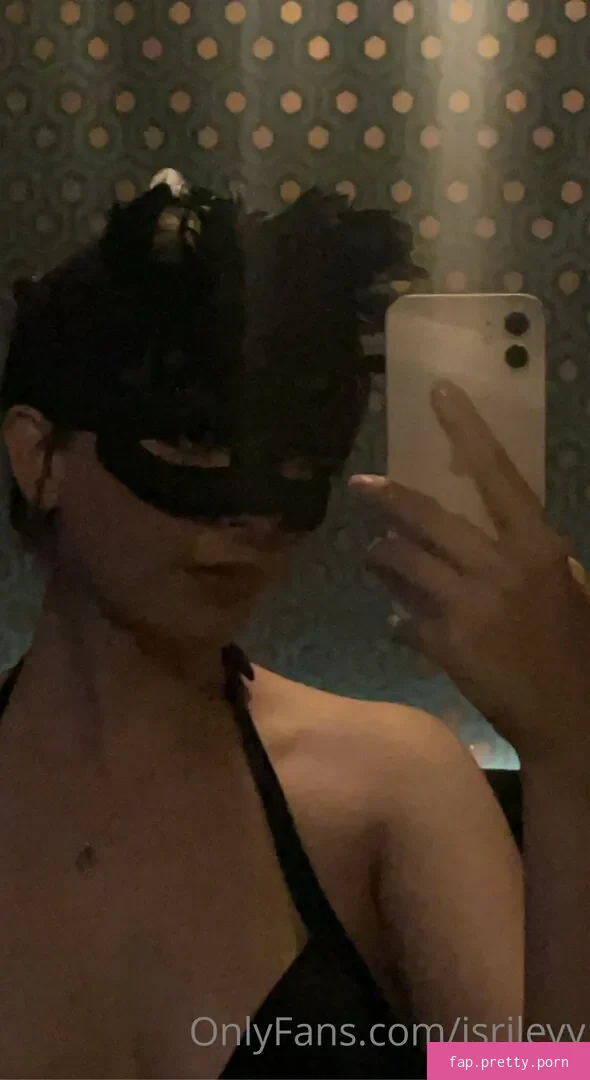 isrileyy - Photo #34