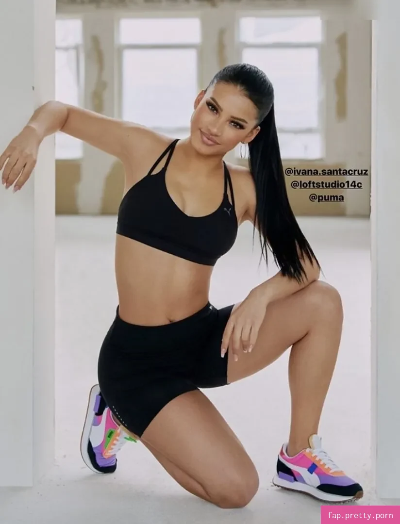 Ivana Santacruz - Photo #37