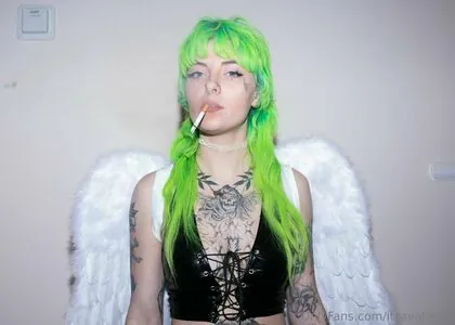 itsavalonxo