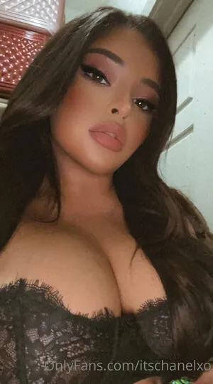 itschanelxo