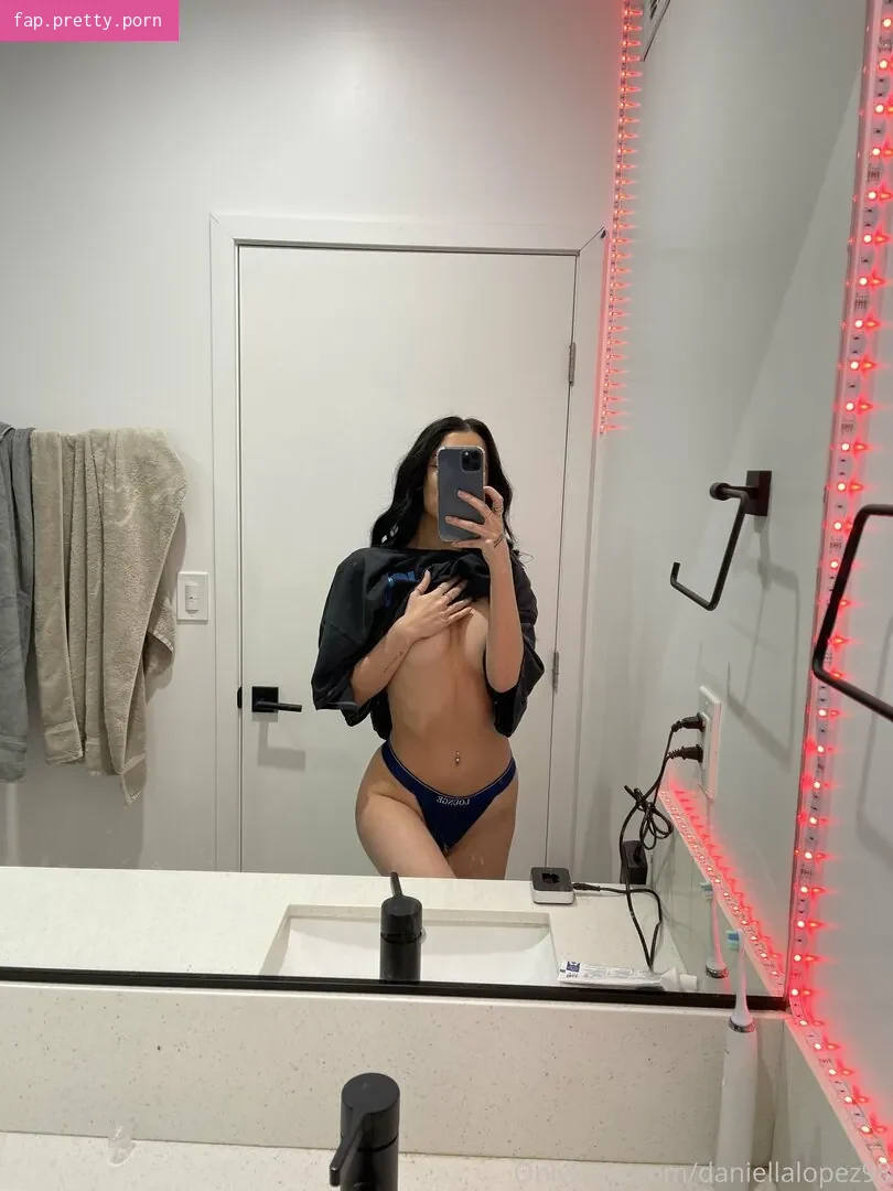 itsdaniella777 - Photo #02