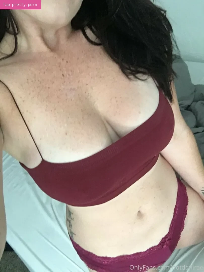 itsdanirae - Photo #32