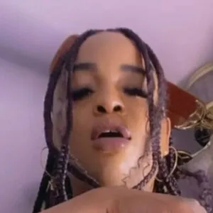 itsnayhoee1