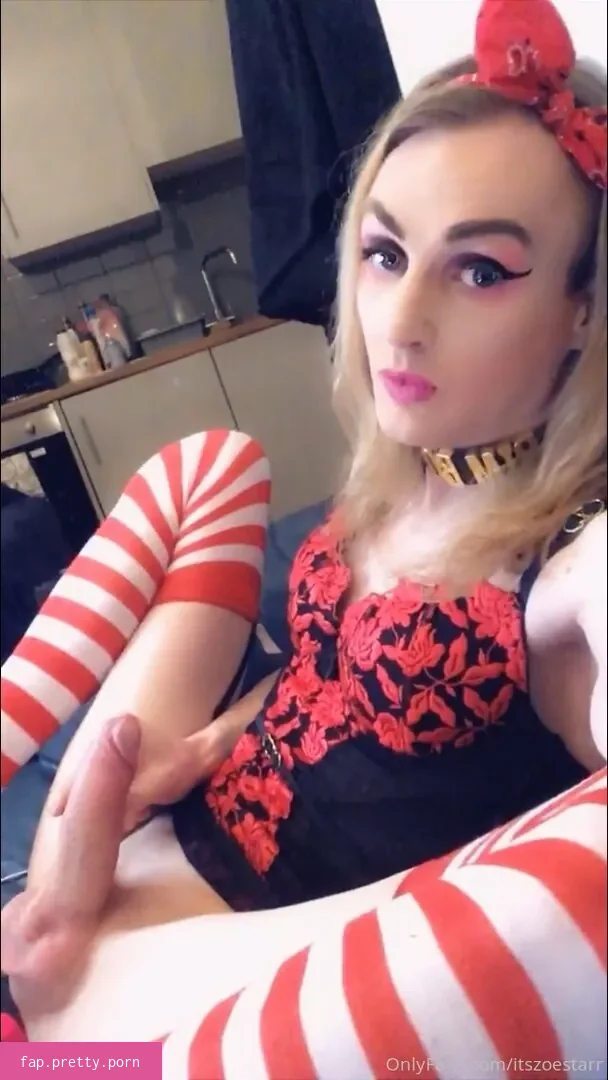 itszoestarr - Photo #01