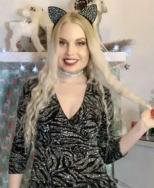 ittybittyprettykittyfree