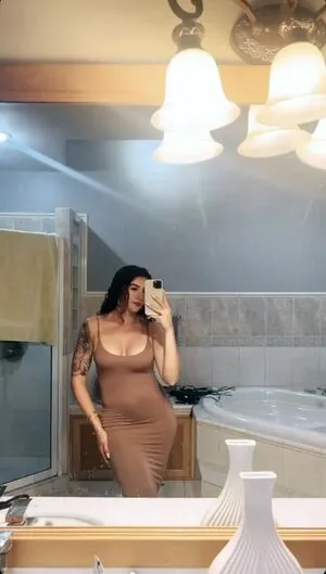 Itzel25_