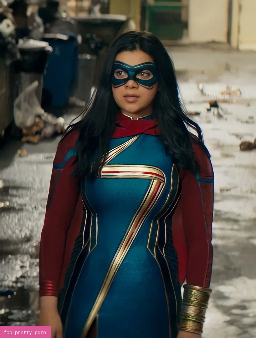 Iman Vellani - Photo #13