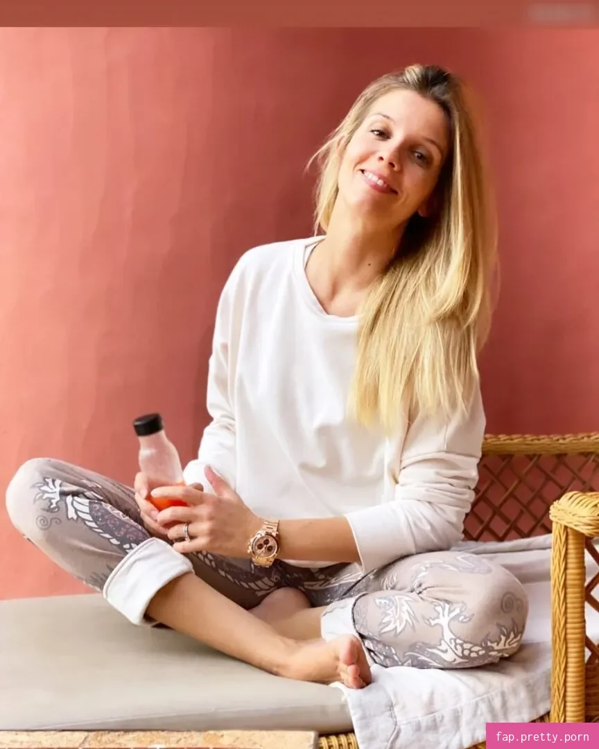 Isabel Vollmer - Photo #09