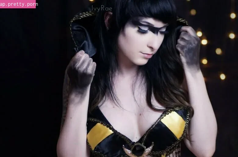 IvyLaura - Photo #60