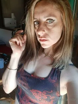 ivyvaleryvalentine