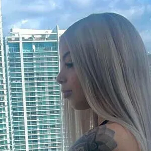 IG __xosarah / xosarahg